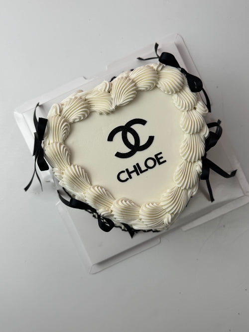Chanel vintage cake